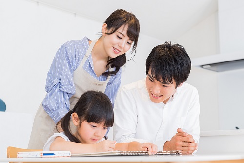 夢そだて7月号_pixta