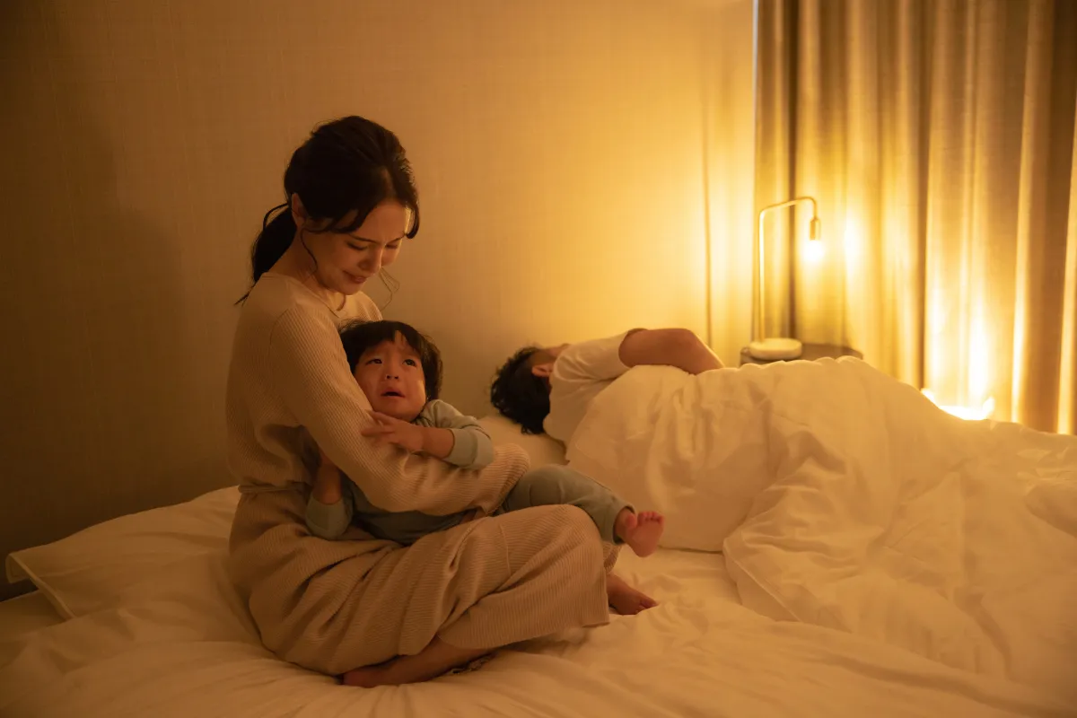 夜泣きの生理的な要因