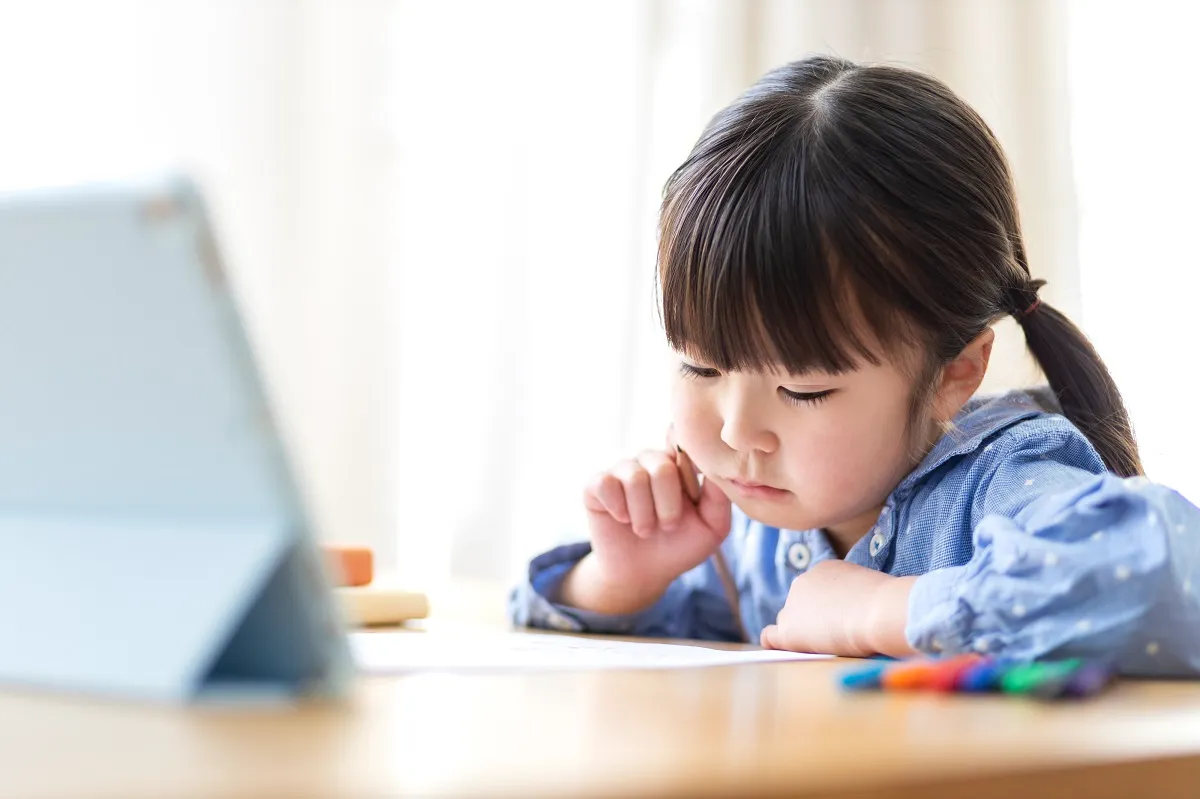 タブレット学習とプリント学習の3つの違い